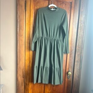 Elegant Green Dress